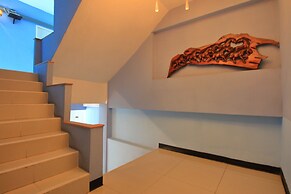 Super OYO 427 Chill Apartment