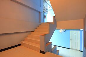 Super OYO 427 Chill Apartment