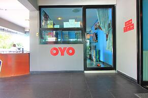 Super OYO 427 Chill Apartment