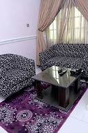 Queensgate Continental Hotel and Suites