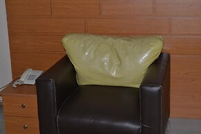 Gracious Hotel