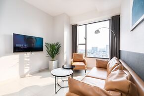 SAIGON 9 - Rivergate Residence Infinity Pool