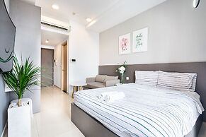 SAIGON 9 - Rivergate Residence Infinity Pool