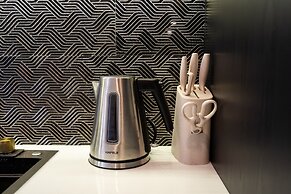 SAIGON 9 - Rivergate Residence Infinity Pool