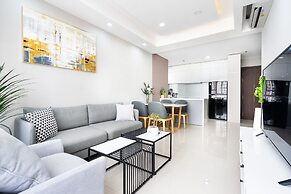 SAIGON 9 - Rivergate Residence Infinity Pool