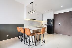 SAIGON 9 - Rivergate Residence Infinity Pool