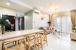 SAIGON 9 - Rivergate Residence Infinity Pool