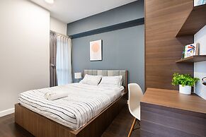 SAIGON 9 - Rivergate Residence Infinity Pool