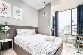 SAIGON 9 - Rivergate Residence Infinity Pool