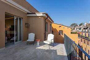 Room Mate Collection Gran Filippo, Rome-Fontana di Trevi
