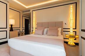 Room Mate Collection Gran Filippo, Rome-Fontana di Trevi