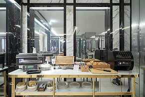 Room Mate Collection Filippo, Rome-Fontana di Trevi