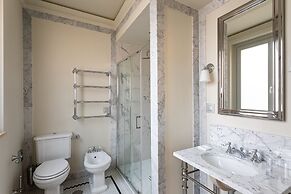 Room Mate Collection Filippo, Rome-Fontana di Trevi