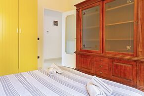 Salvator Rosa Metro Station Flat