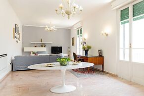 Salvator Rosa Metro Station Flat