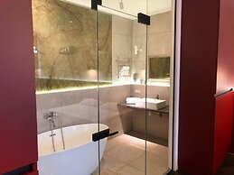 Beach Club Odessa Hotel