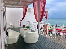 Beach Club Odessa Hotel