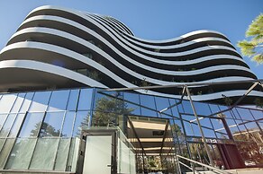 Royal Gardens Paradise