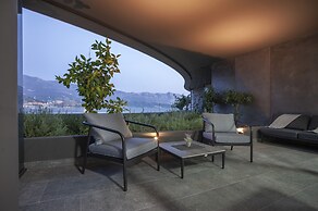 Royal Gardens Paradise