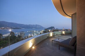 Royal Gardens Paradise