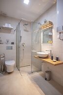 Royal Gardens Paradise