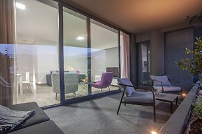 Royal Gardens Paradise