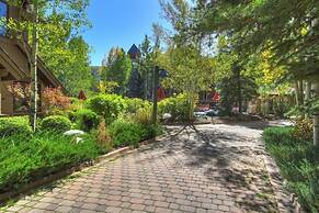 Cozy & Central Arrowhead Ge Townhome 2 Bedroom Condo by RedAwning