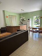 Los Robles Apart Hotel