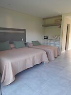 Los Robles Apart Hotel