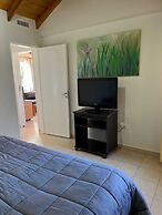 Los Robles Apart Hotel