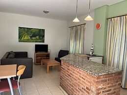 Los Robles Apart Hotel