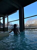 Los Robles Apart Hotel