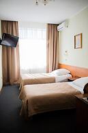 Oktyabrskaya Hotel