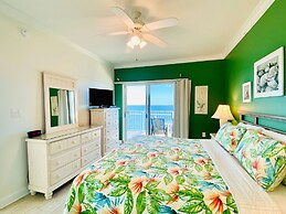 Crystal Shores Condominiums by ALBVR