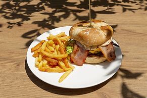 Apartamentos Los Arcos