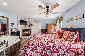 Full Moon Inn B&B