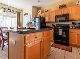 7 Bedrooms in Large Private Vacation Home by Florida Dream Homes