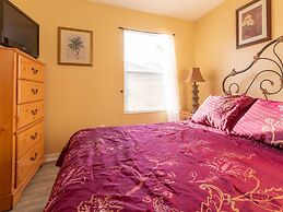 7 Bedrooms in Large Private Vacation Home by Florida Dream Homes