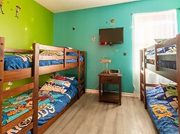 7 Bedrooms in Large Private Vacation Home by Florida Dream Homes