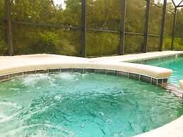 7 Bedrooms in Large Private Vacation Home by Florida Dream Homes