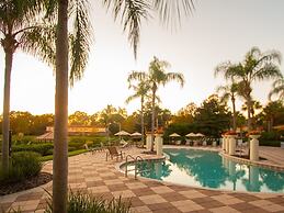 Private Screened Splash Pool Overlooking Tranquil Lake Right Beside Di