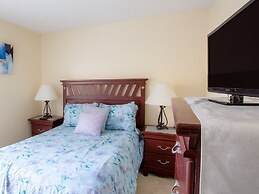 4 Bed and 3 Bath in Perfect Location With Pool by Florida Dream Home