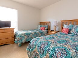 4 Bed and 3 Bath in Perfect Location With Pool by Florida Dream Home