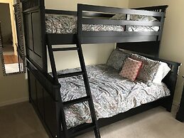 7 Bedroom Home With Private Screened Pool Spa Gameroom and 2 Master Su