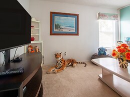 3 Bedroom Home With Private Screened Pool With Rock Waterfall Feature 