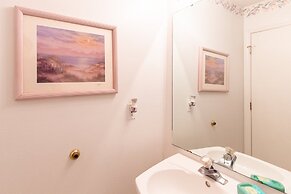 3 Bedroom Home With Private Screened Pool With Rock Waterfall Feature 