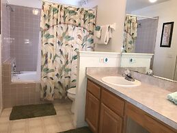 3 Bedroom Home With Private Screened Pool With Rock Waterfall Feature 