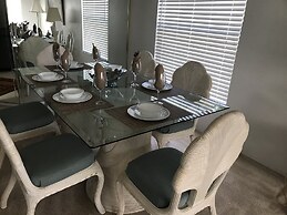 3 Bedroom Home With Private Screened Pool With Rock Waterfall Feature 