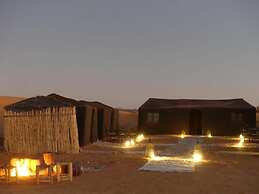 Fayou Desert Camp