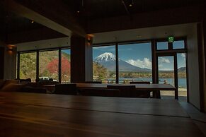 Shoji Lake Hotel